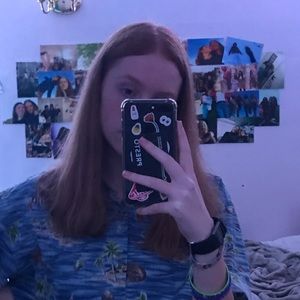 Meet your Posher, Chloe